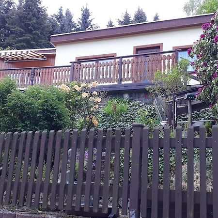 Bungalow Bluehende Oase เซบนิทซ์ ภายนอก รูปภาพ